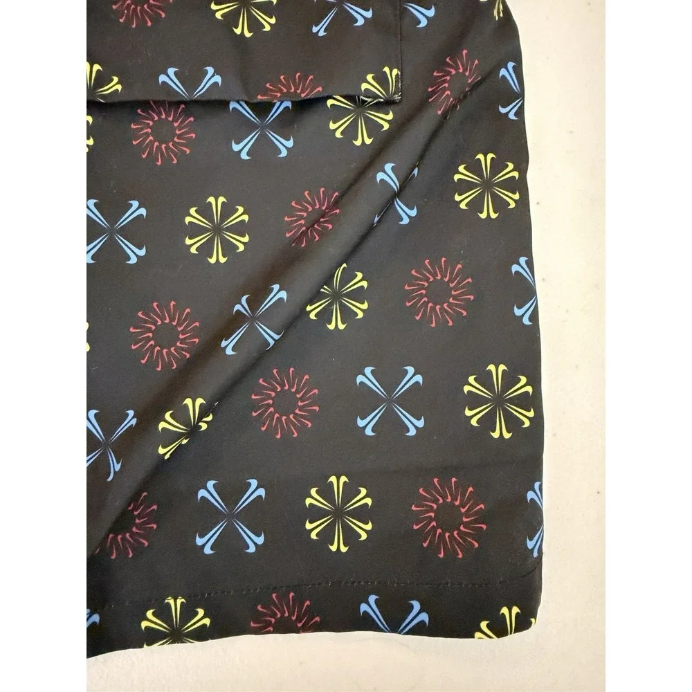 Nike Flow Shorts Size Small Mens Swim Beach Lake Boat